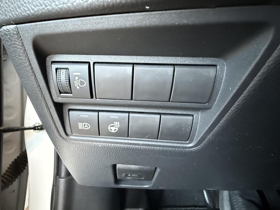 TOYOTA YARIS 2024