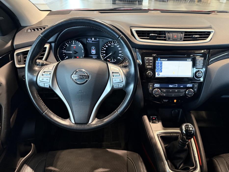 NISSAN Qashqai 2014