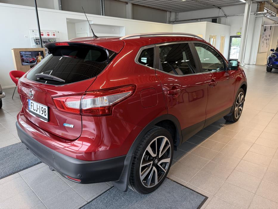 NISSAN Qashqai 2014
