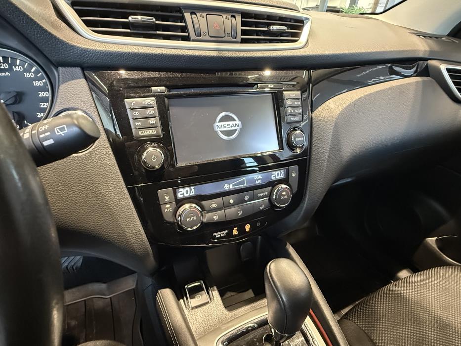 NISSAN Qashqai 2016