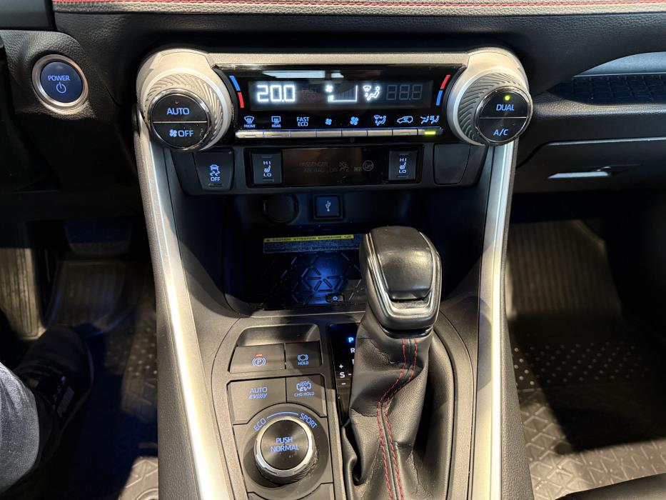 TOYOTA RAV4 Plug-in 2020