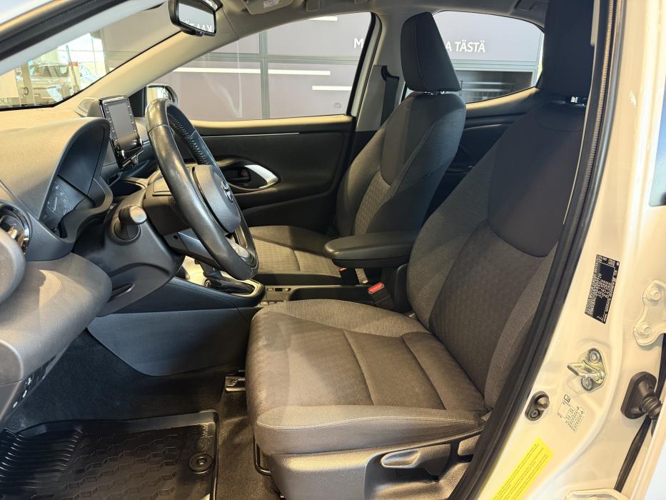 TOYOTA YARIS 2020