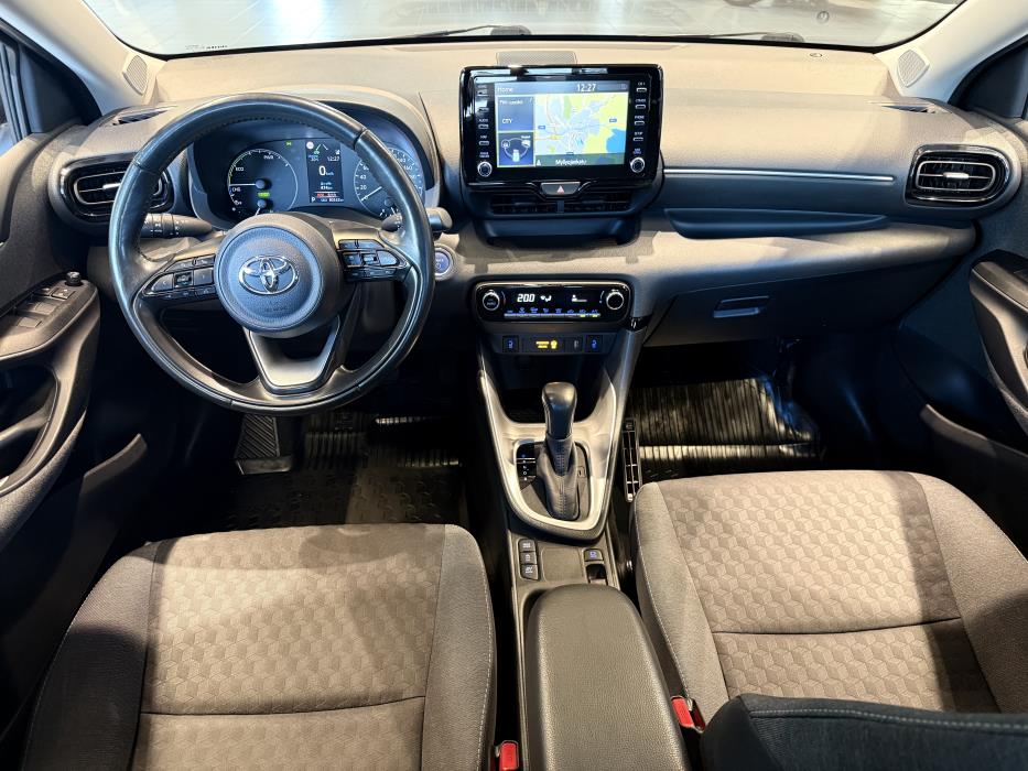 TOYOTA YARIS 2020