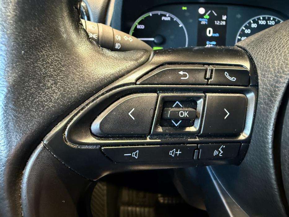 TOYOTA YARIS 2020