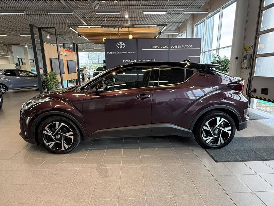 TOYOTA C-HR 2023