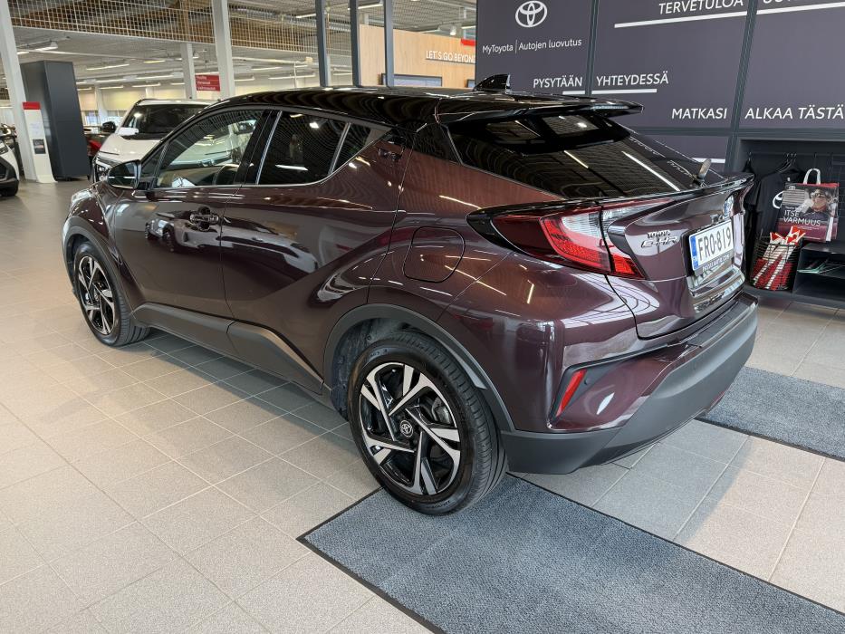 TOYOTA C-HR 2023