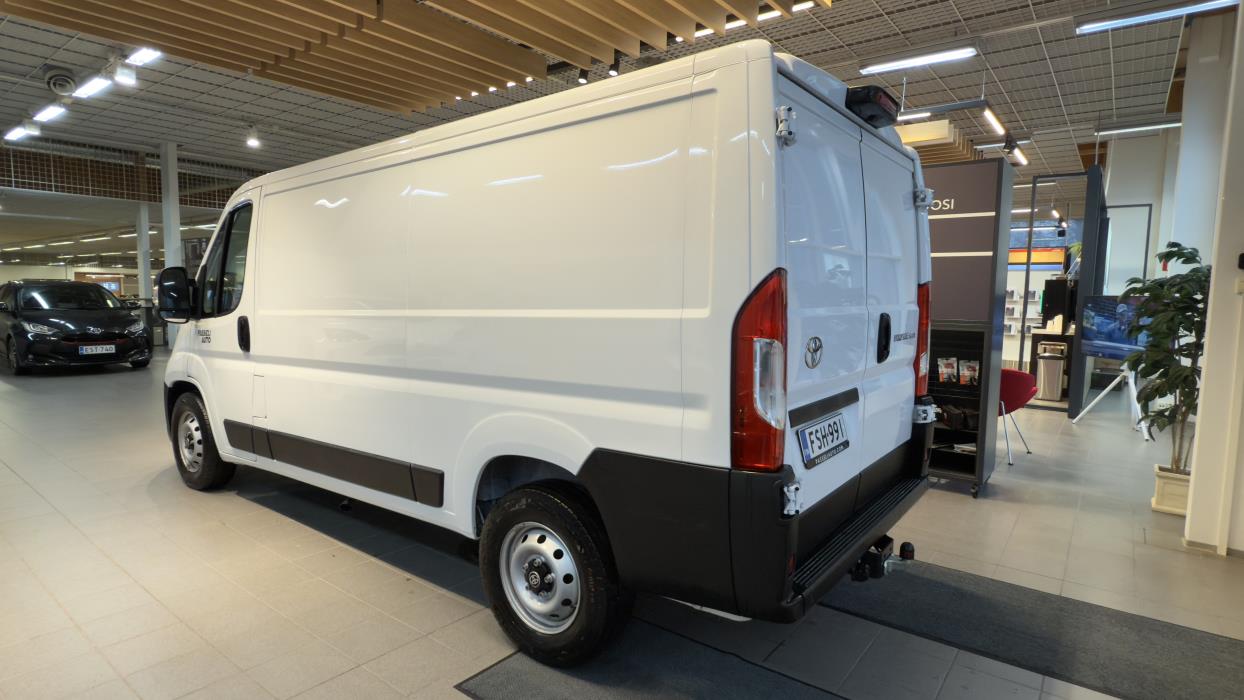 Toyota Proace MAX 2024