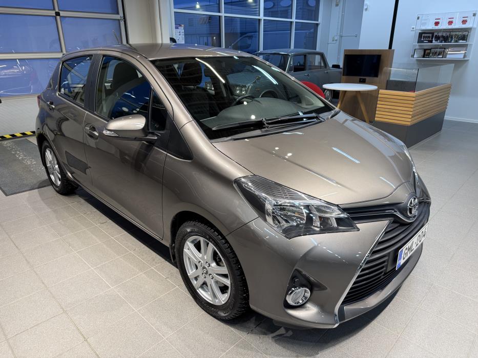 TOYOTA YARIS 2017