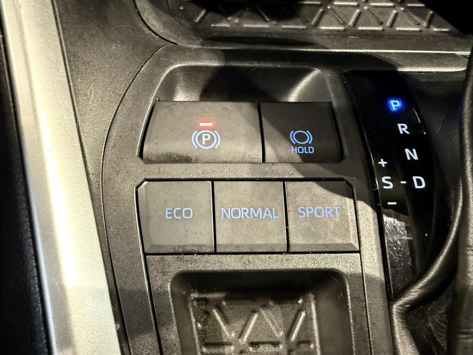 TOYOTA RAV4 2021