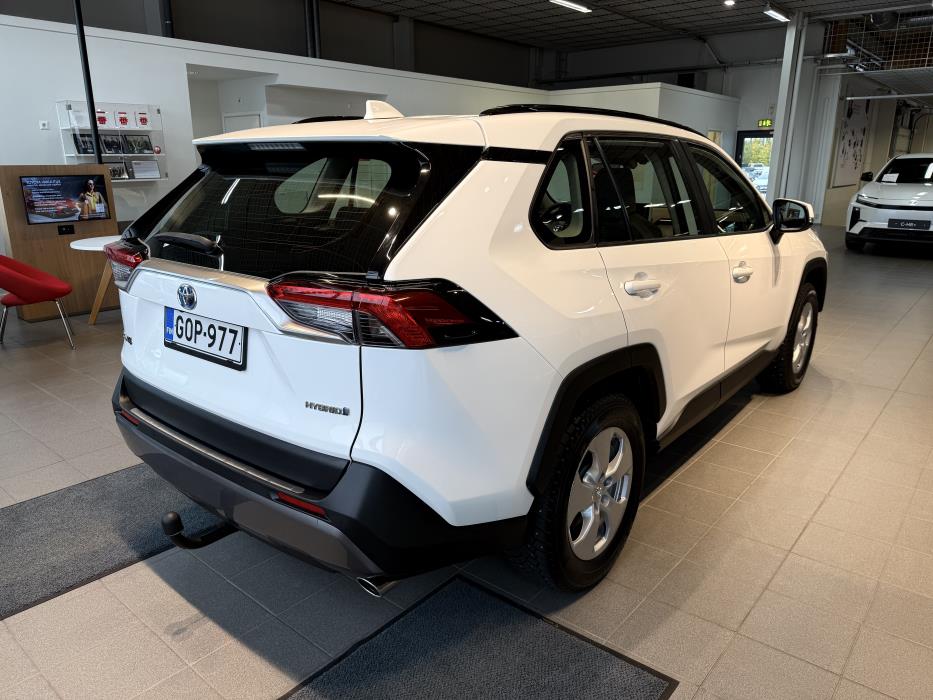 TOYOTA RAV4 2021