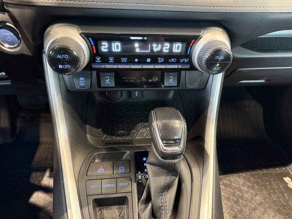 TOYOTA RAV4 2022