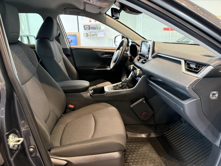 TOYOTA RAV4 2022