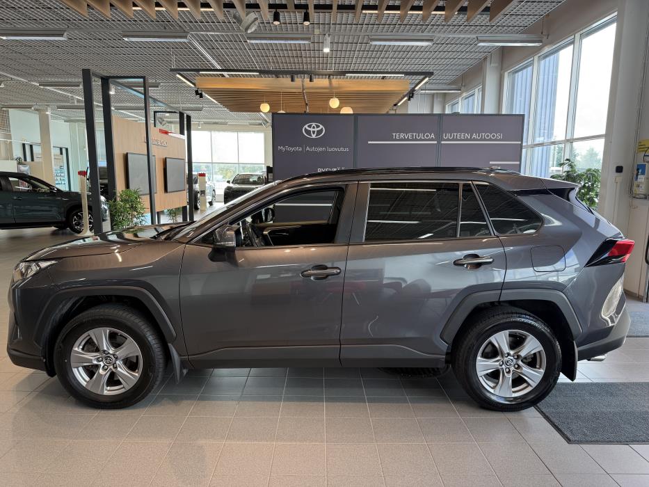 TOYOTA RAV4 2022