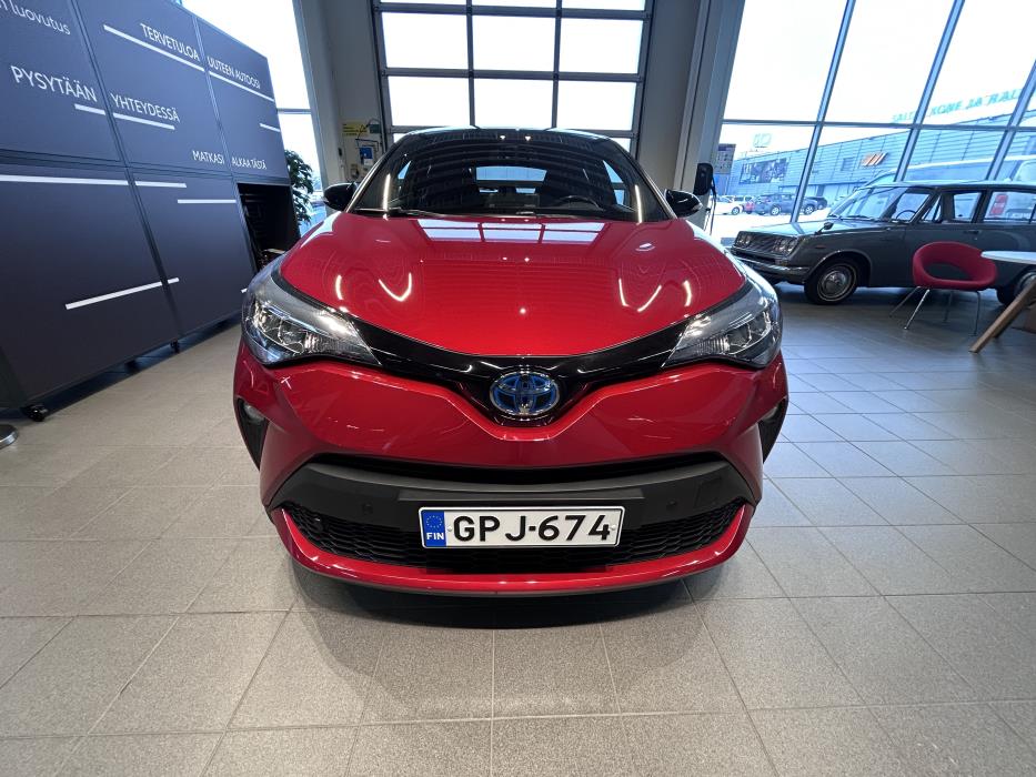 TOYOTA C-HR 2023