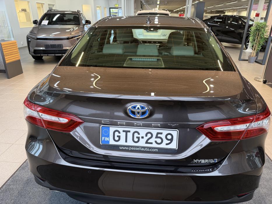 Toyota Camry 2020