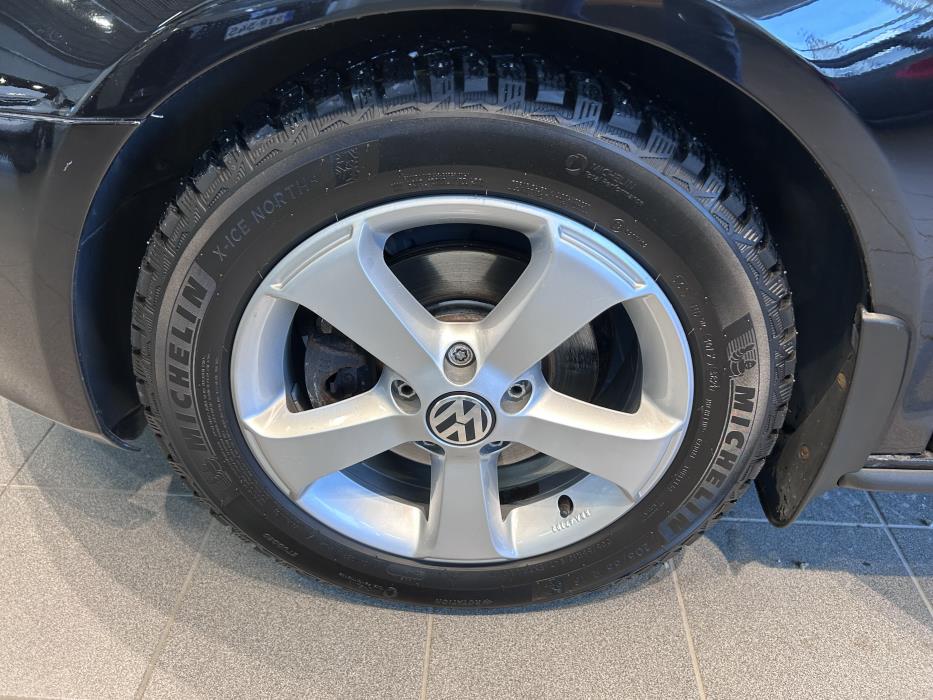 VOLKSWAGEN GOLF 2012