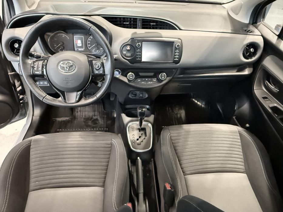 TOYOTA YARIS 2018