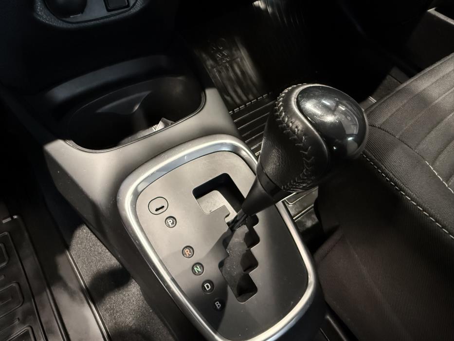 TOYOTA YARIS 2018