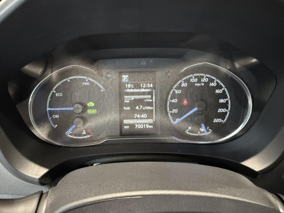 TOYOTA YARIS 2018