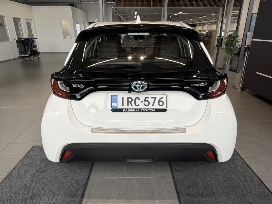 Toyota Yaris 2023