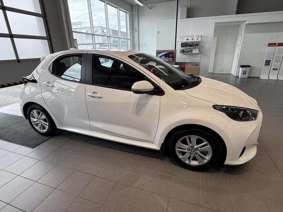 Toyota Yaris 2023