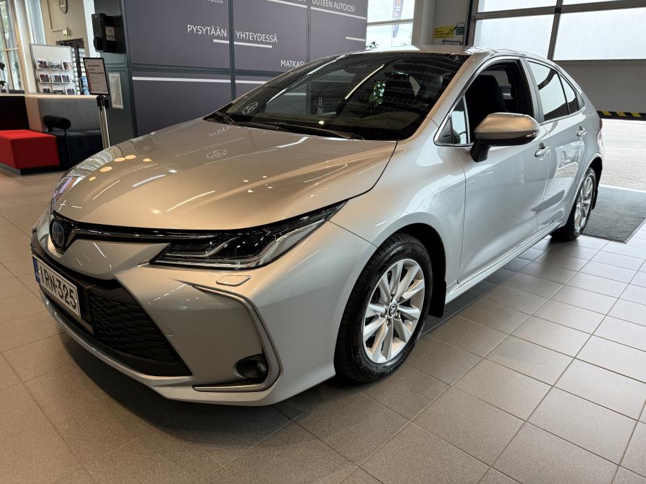 TOYOTA COROLLA 2023