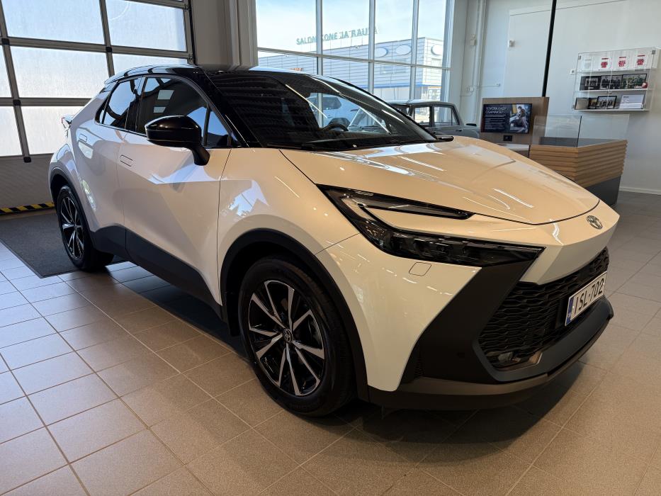 Toyota C-HR 2025
