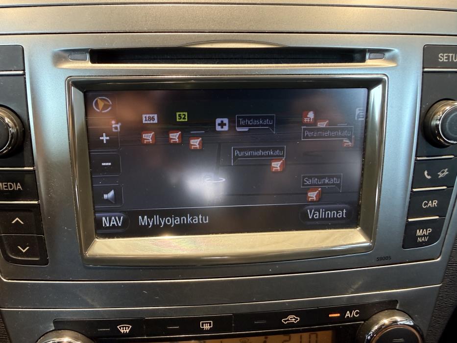 TOYOTA AVENSIS 2014