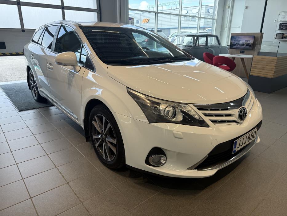 TOYOTA AVENSIS 2014