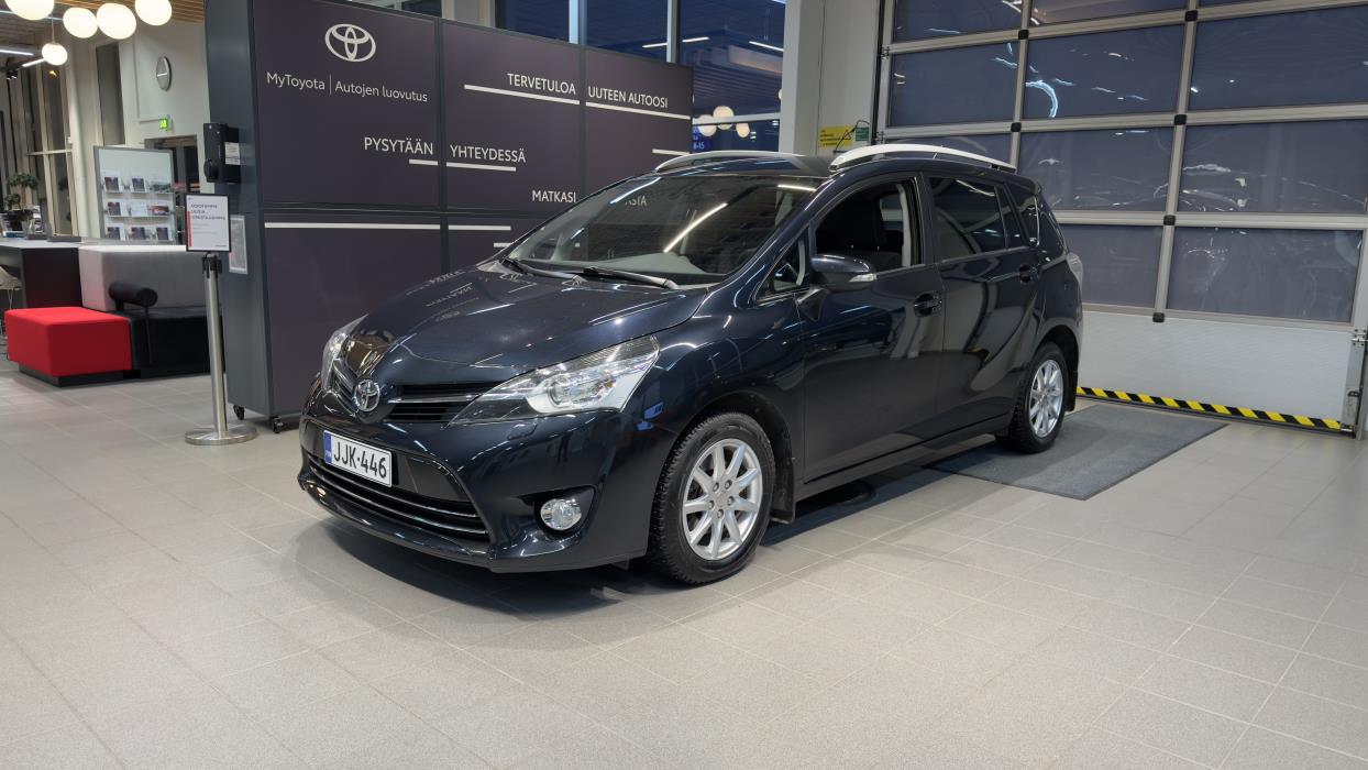 TOYOTA Verso 2014