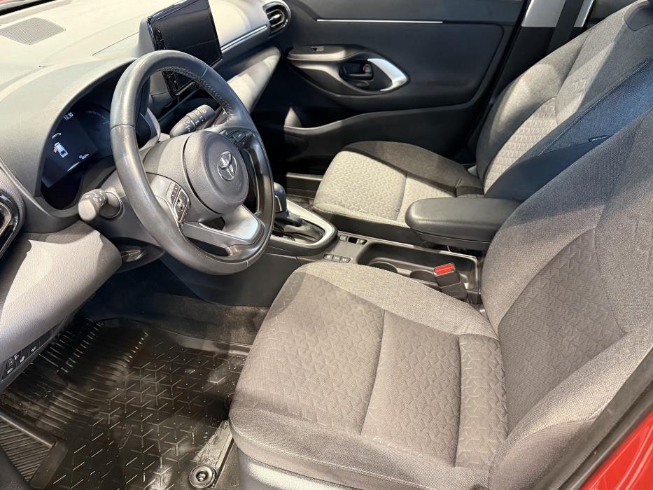 TOYOTA Yaris Cross 2023