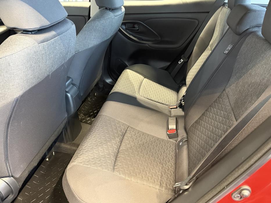 TOYOTA Yaris Cross 2023