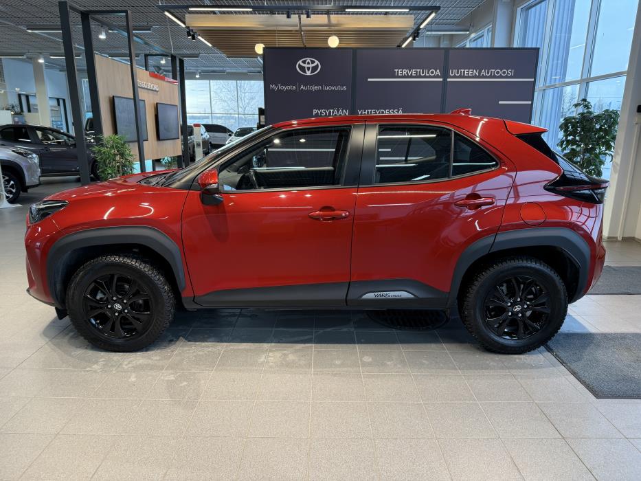 TOYOTA Yaris Cross 2023