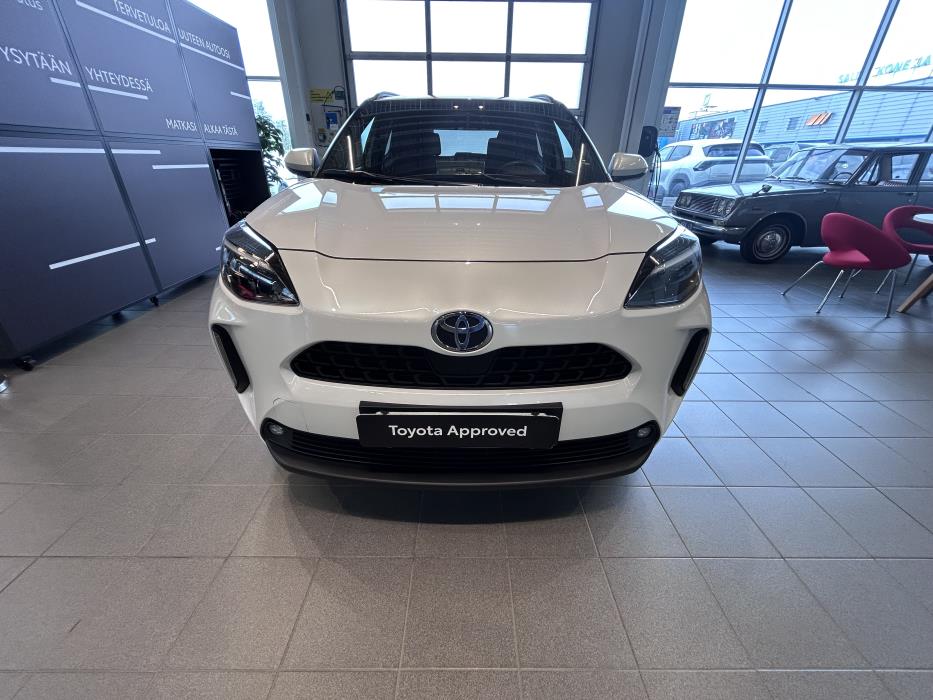 TOYOTA Yaris Cross 2025