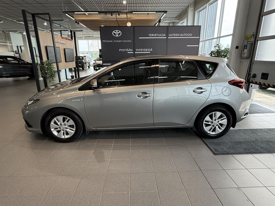 TOYOTA Auris 2018