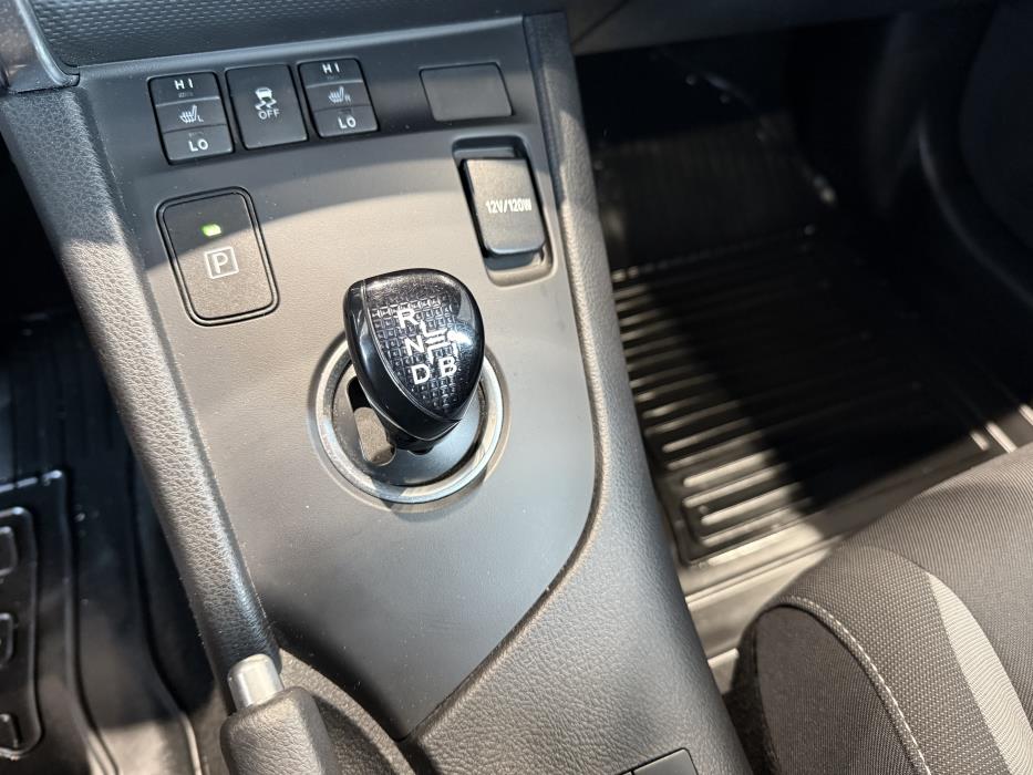TOYOTA Auris 2018