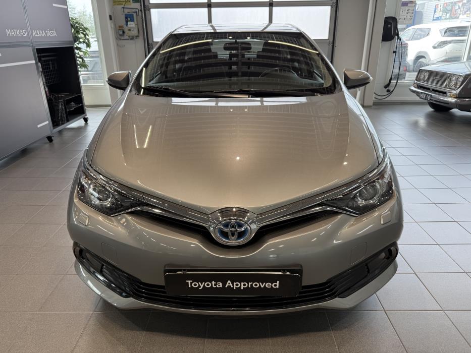 TOYOTA Auris 2018