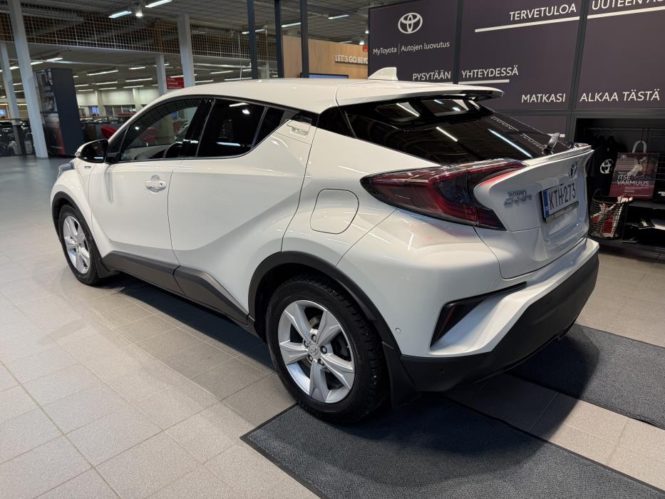 TOYOTA C-HR 2018