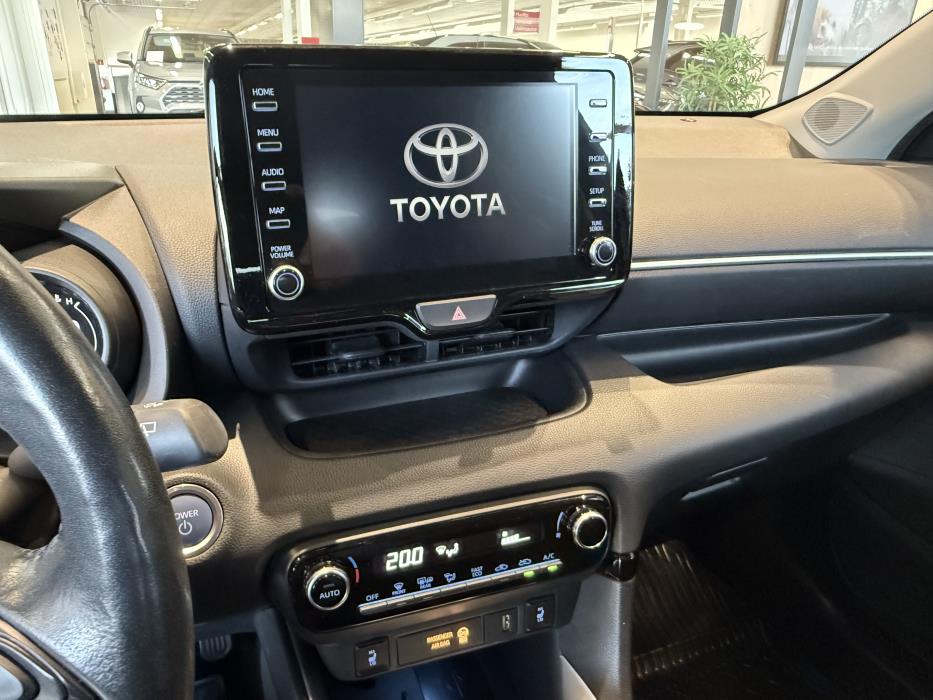 TOYOTA YARIS 2021