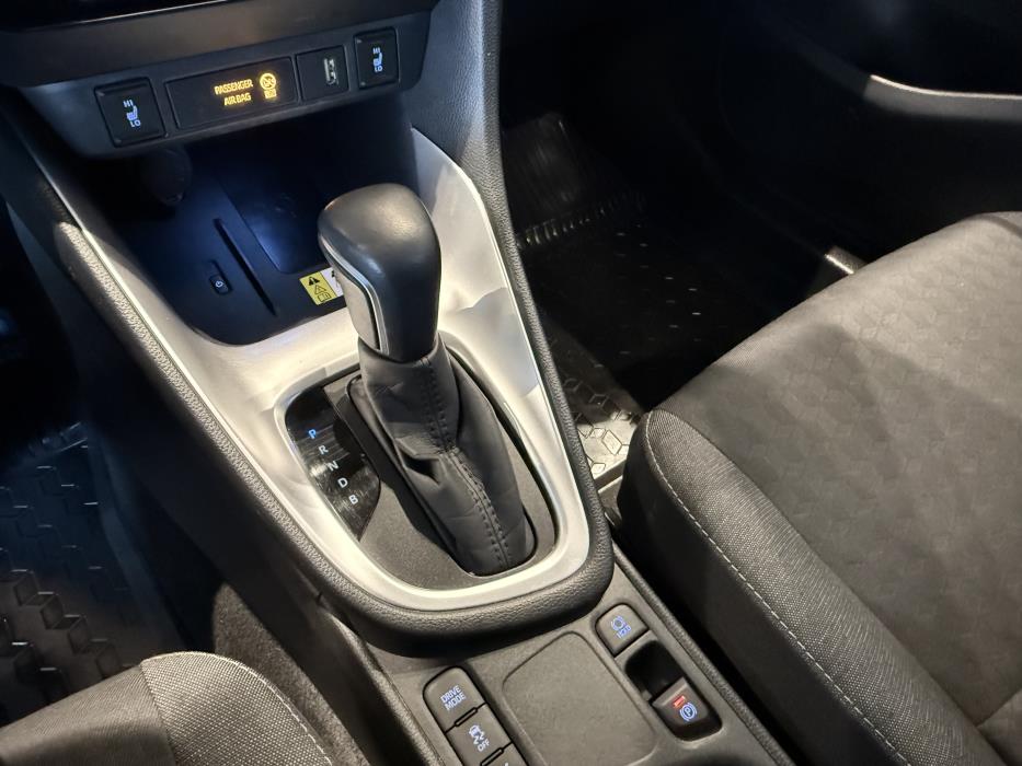 TOYOTA YARIS 2021