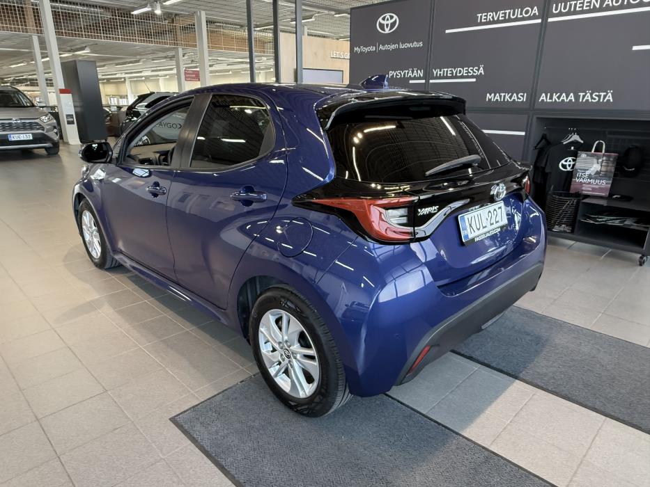 TOYOTA YARIS 2021