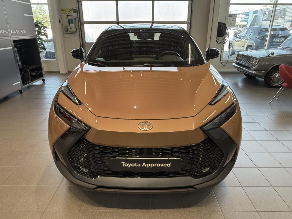Toyota C-HR 2025