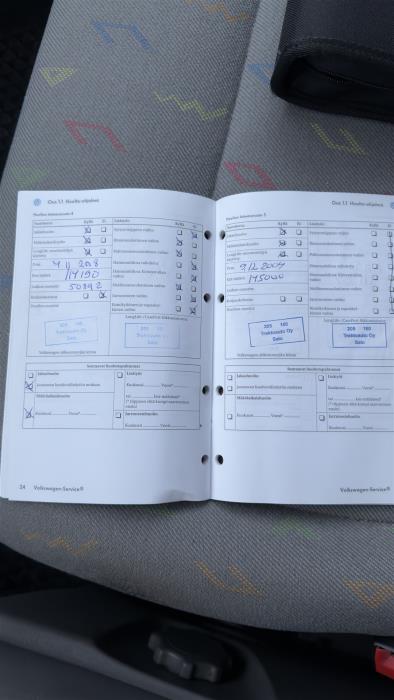 VOLKSWAGEN TRANSPORTER 2005