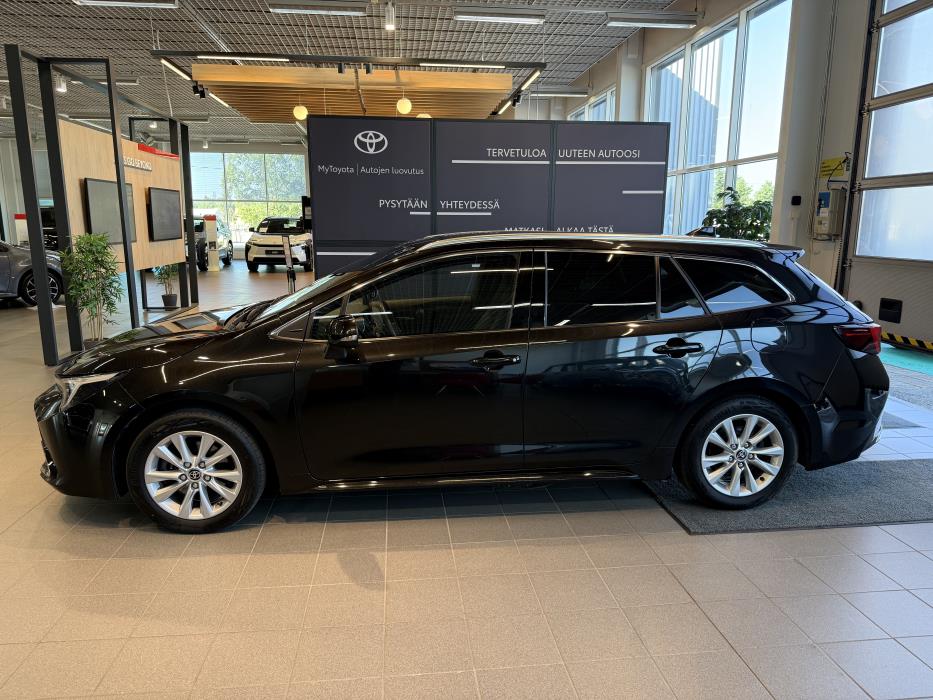 TOYOTA COROLLA 2023
