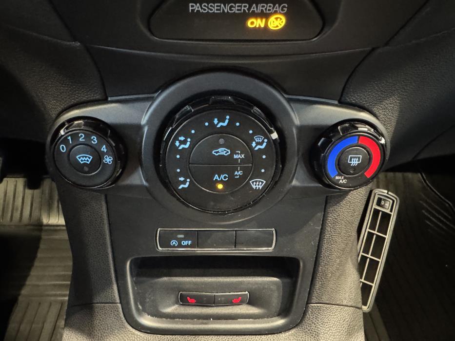 FORD FIESTA 2013