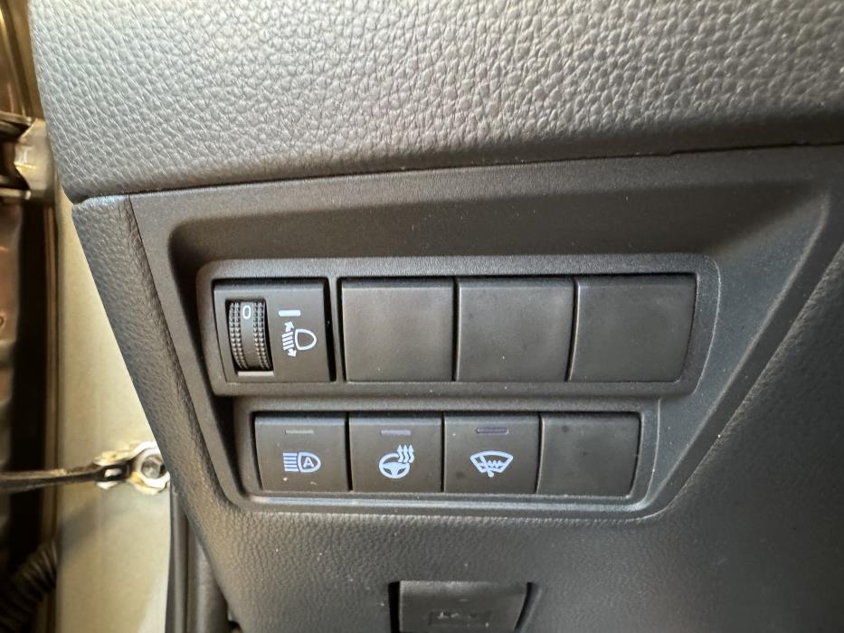 TOYOTA Yaris Cross 2024