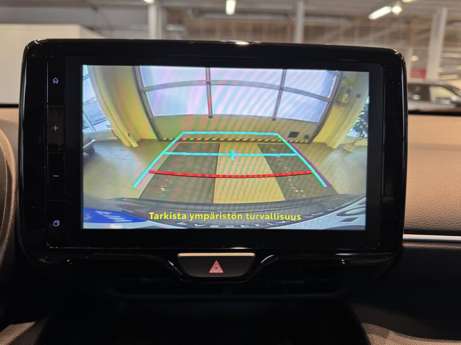 TOYOTA Yaris Cross 2024