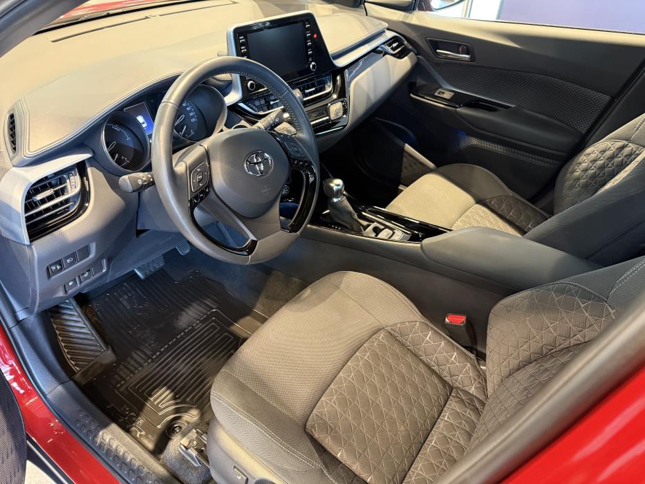TOYOTA C-HR 2022