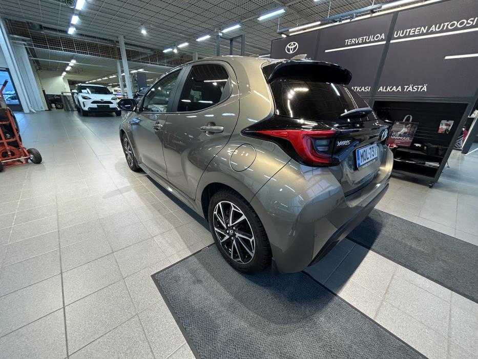 TOYOTA YARIS 2022