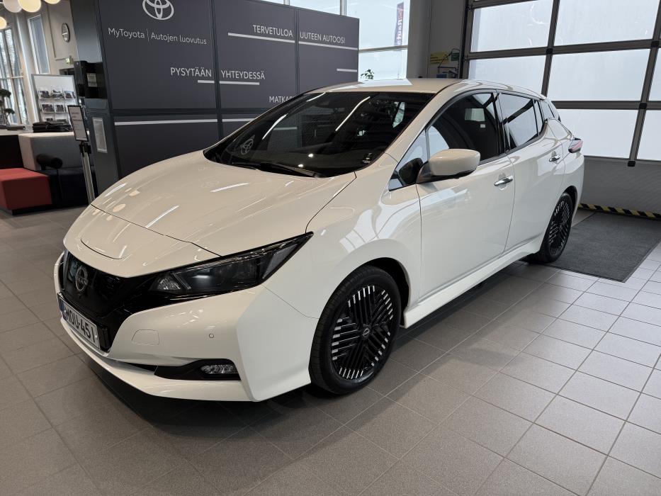 NISSAN Leaf 2023